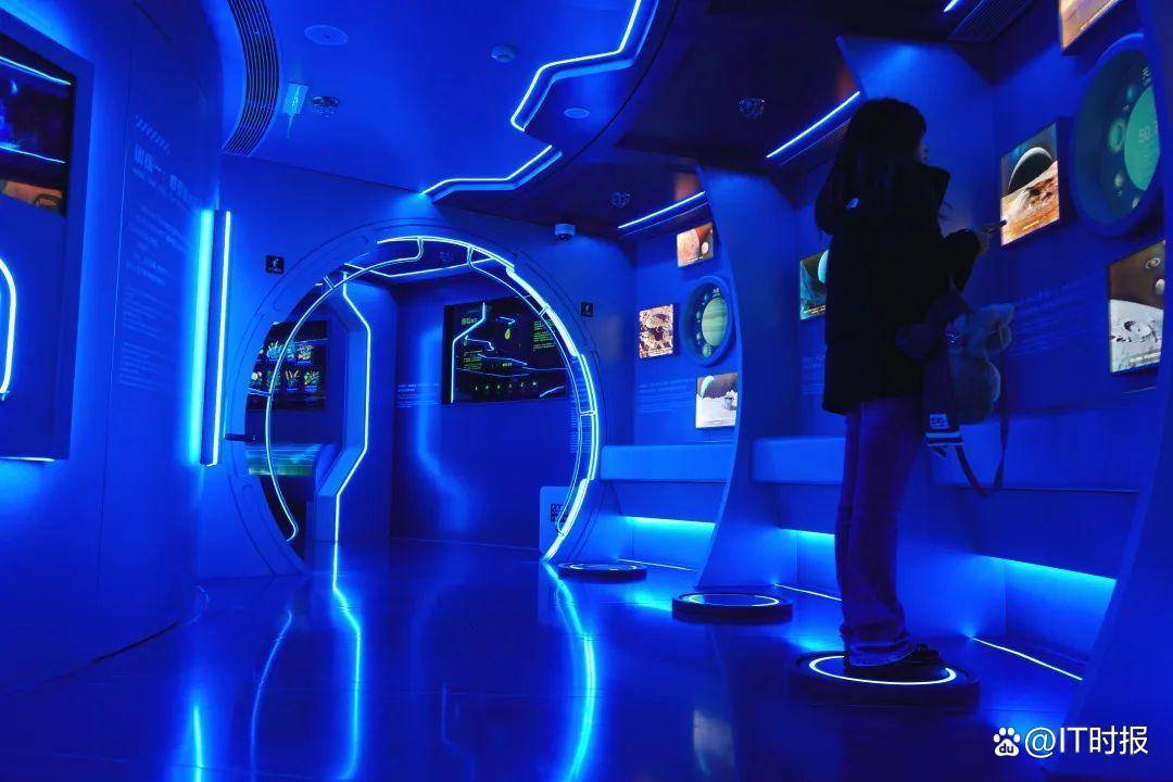 东方明珠元宇宙沉浸体验_东方明珠vr过山车视频_上海城市规划展示馆5D数字化城市沙盘