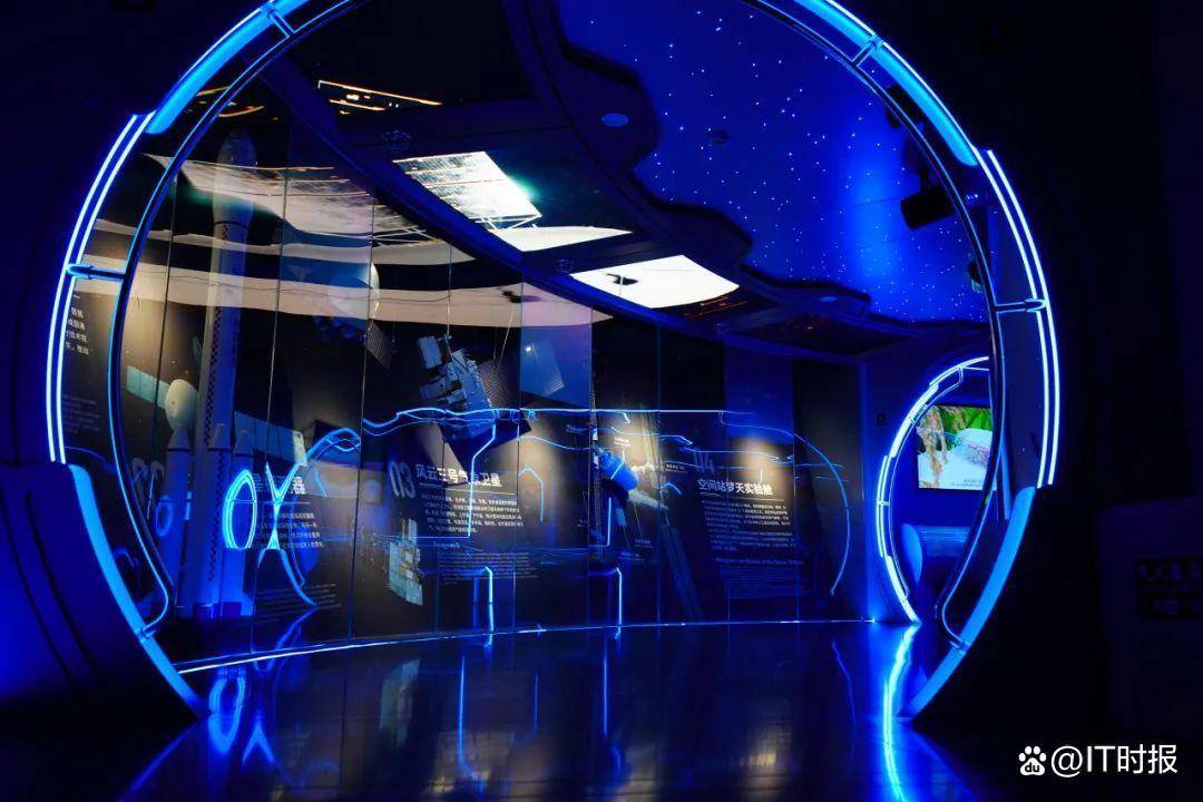 上海城市规划展示馆5D数字化城市沙盘_东方明珠vr过山车视频_东方明珠元宇宙沉浸体验