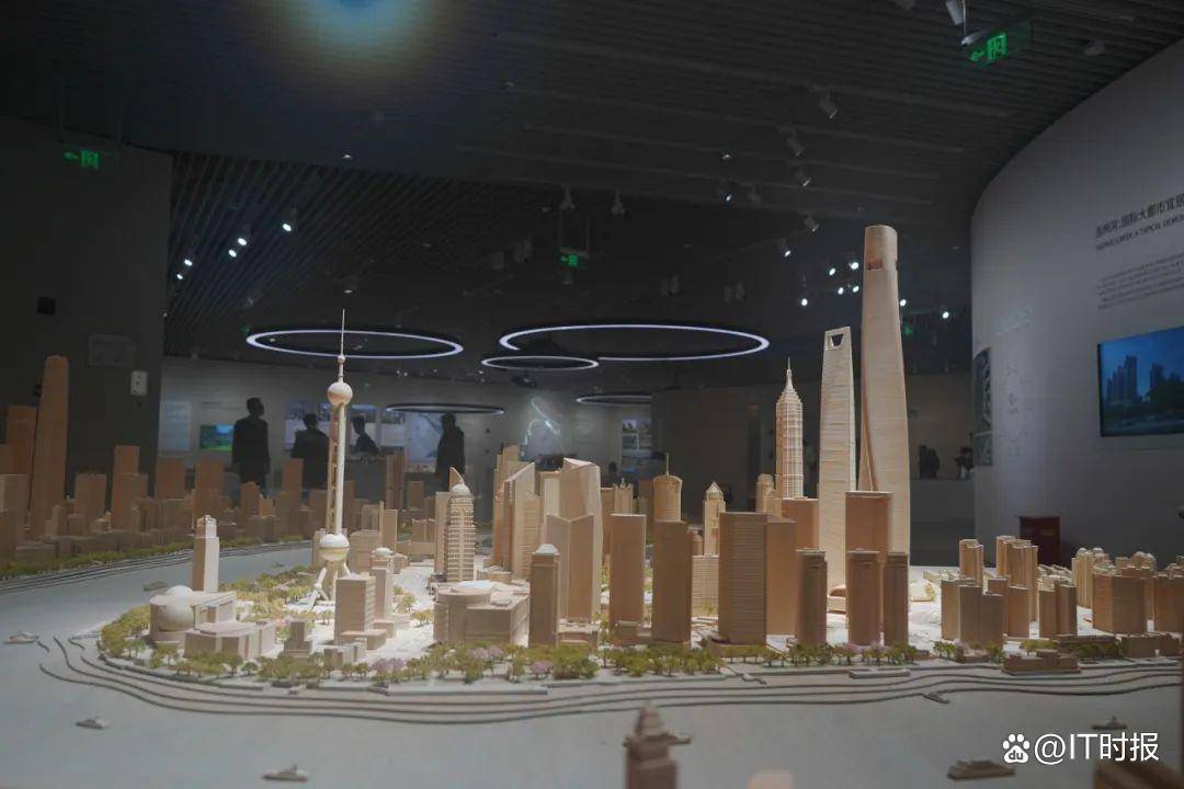 东方明珠元宇宙沉浸体验_东方明珠vr过山车视频_上海城市规划展示馆5D数字化城市沙盘