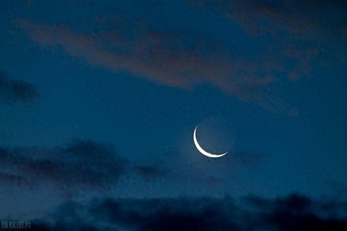 股价底部放量却不涨，看懂主力吸筹的上峰不移下跌不止