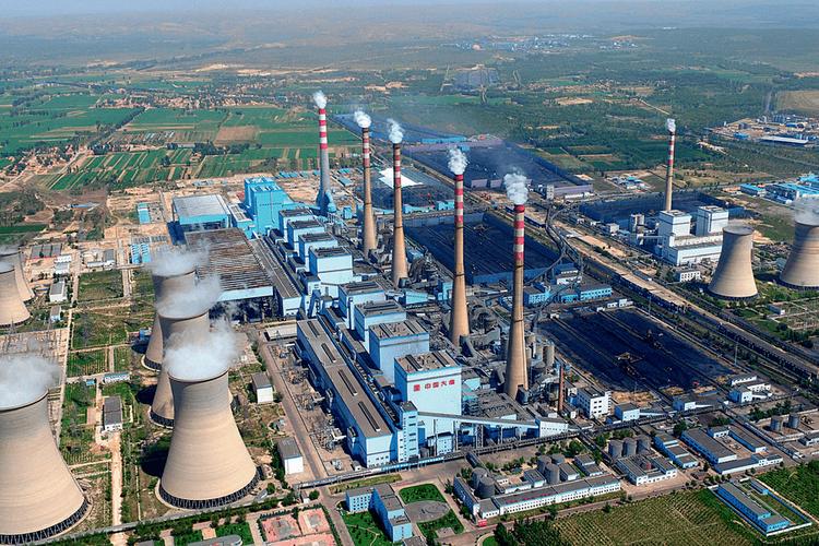 阳泉煤业重组转型后，昔日矿区如何实现智能化采煤？