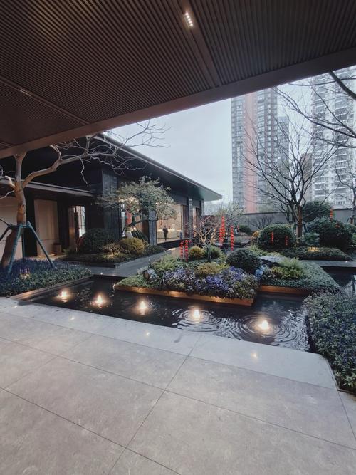 武汉人想要的松弛感生活，看中寰悦府如何用滨江商业地产打造