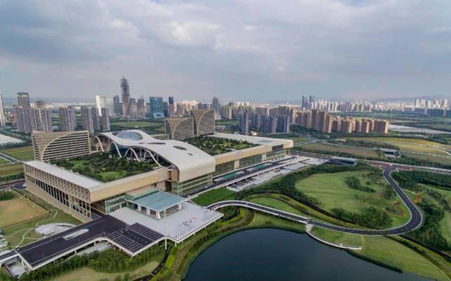 浙江自贸区扩展区域正式揭牌！杭州片区打造人工智能与跨境电商示范中心，钱塘区块引领数字经济发展