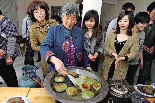 农村创业项目_投资小资金创业商机_农用设备租赁
